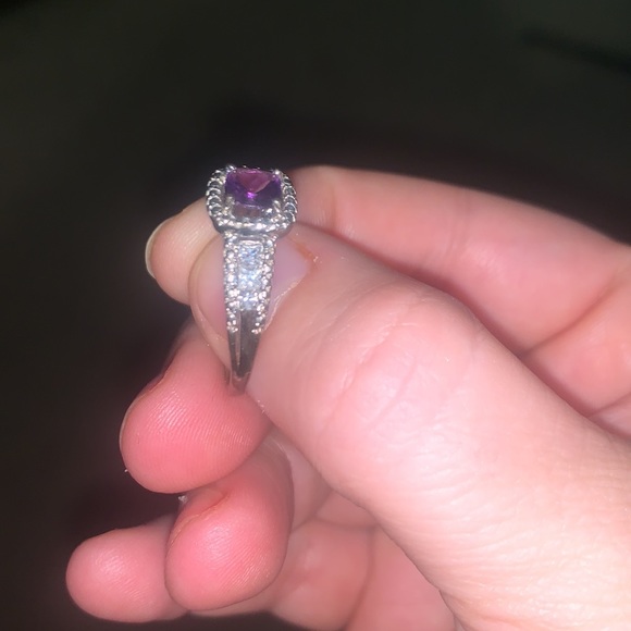 Ring - Picture 2 of 3